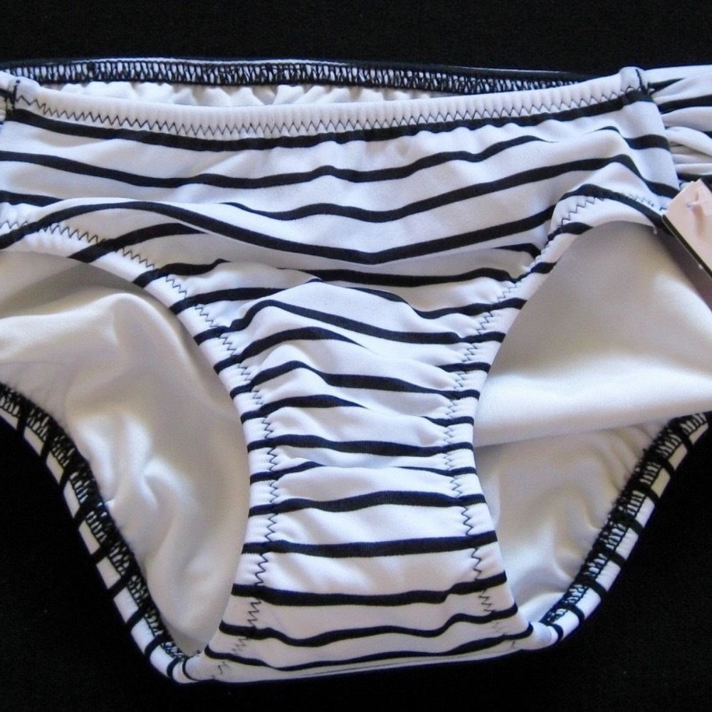 VS Knockout Bottom Ruched Hipkini Swim Striped NWT